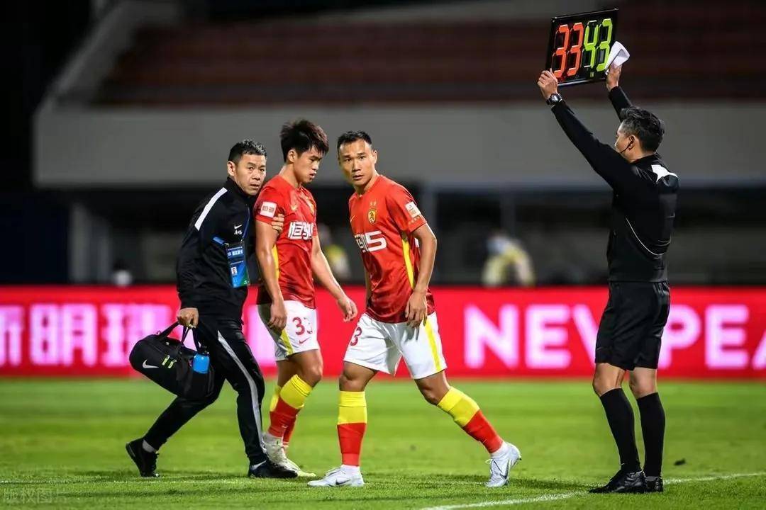 沙巴体育-里尔客场战平甘冈，保级希望渐远的简单介绍