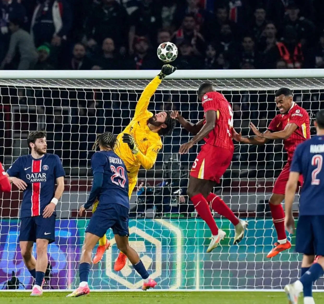 沙巴体育官网入口-南安普顿球队稳健获胜近期英超比赛(南安普顿英超战绩)