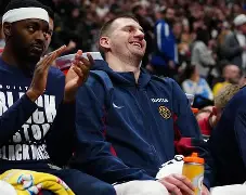 沙巴体育官网-威少mvp奖杯